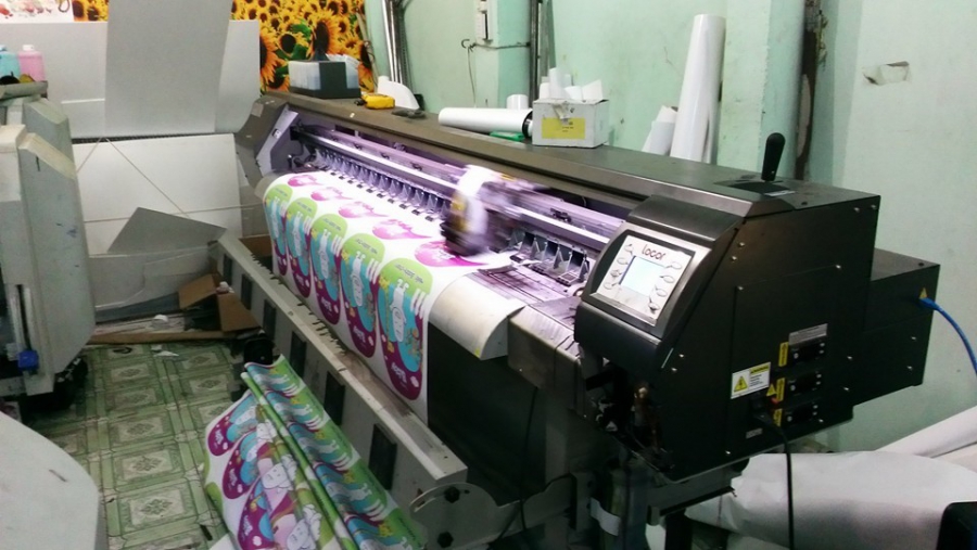 In decal khổ lớn được ứng dụng rộng rãi nhất hiện nay